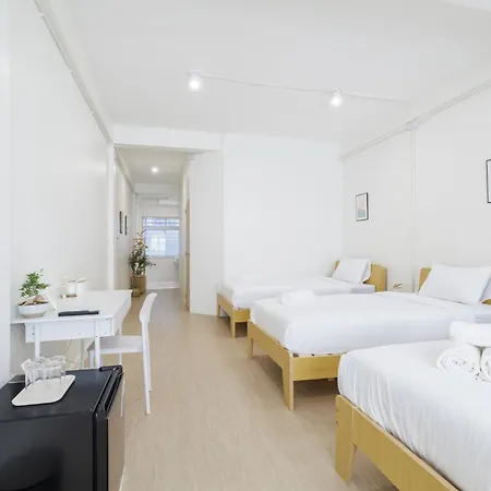 A Townhouse 100M From Bts Bangchak Hotel