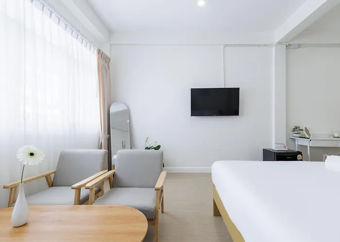 Affittacamere A Townhouse 100m From Bts Bangchak