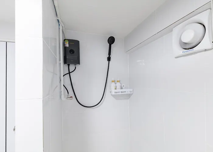 Affittacamere A Townhouse 100m From Bts Bangchak *